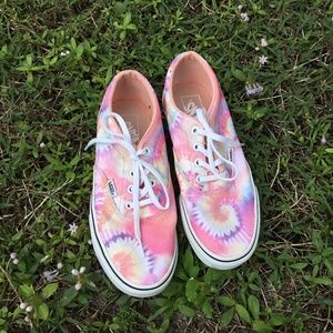 Perfect for summer! Vans tie dye sneakers